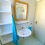 דירה Paradise Flat 46-47 - View, Garden & Parking - 200m