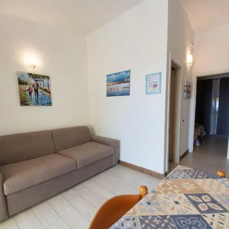 Paradise Flat 46-47 - View, Garden & Parking - 200m 公寓